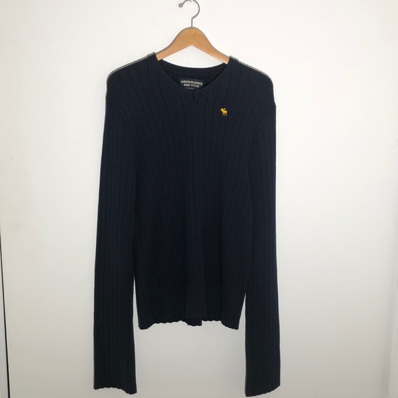 ABERCROMBIE & FITCH men’s sweater. - Picture 2 of 6